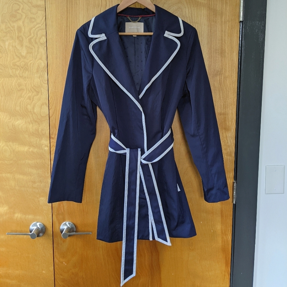 Like NEW Banana Republic Trench Coat